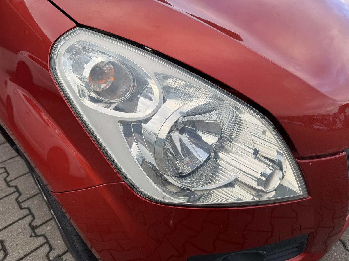 Suzuki Splash original Scheinwerfer vorn rechts Halogen leicht vergilbt Bj.2010